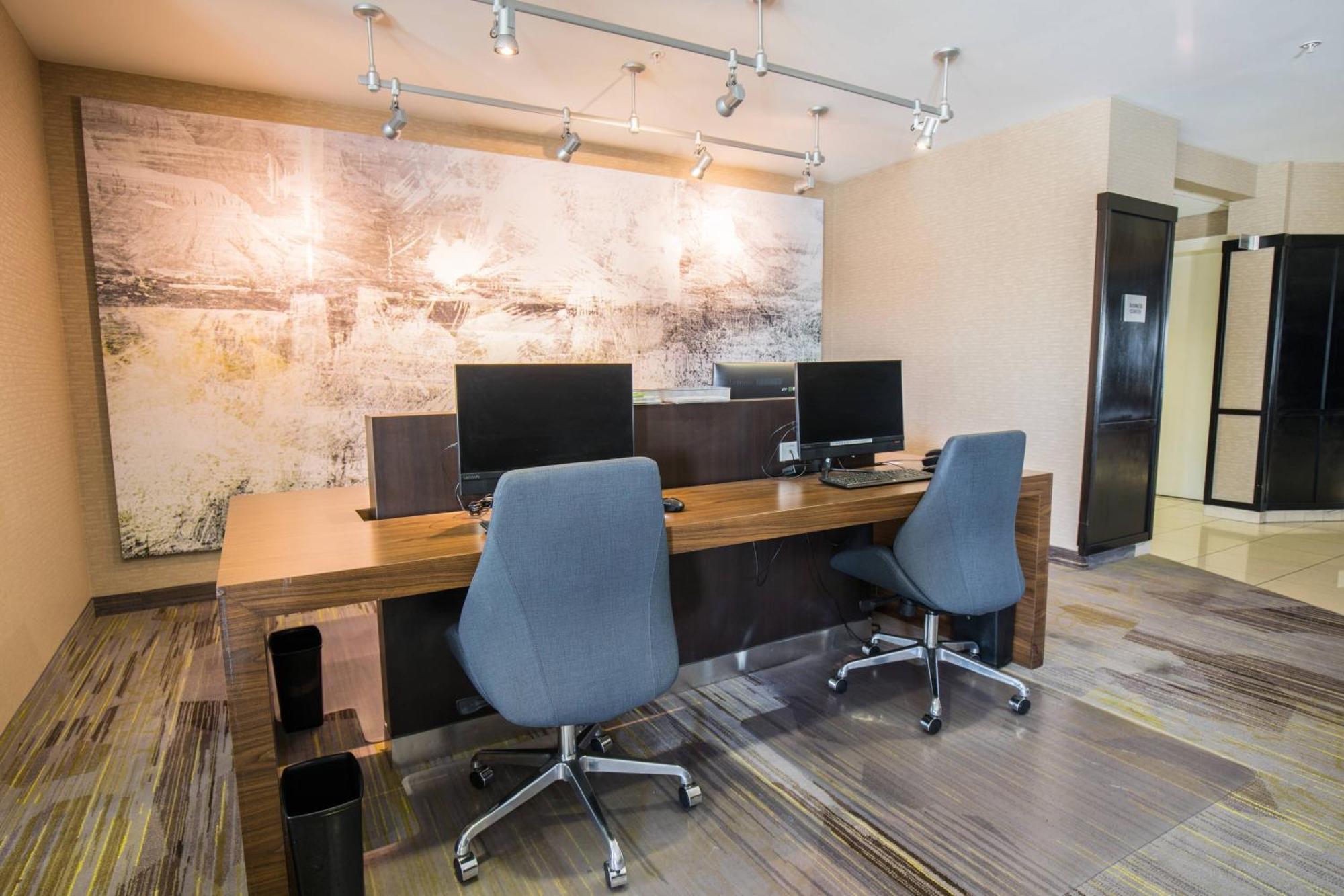 Courtyard By Marriott מרסד מראה חיצוני תמונה