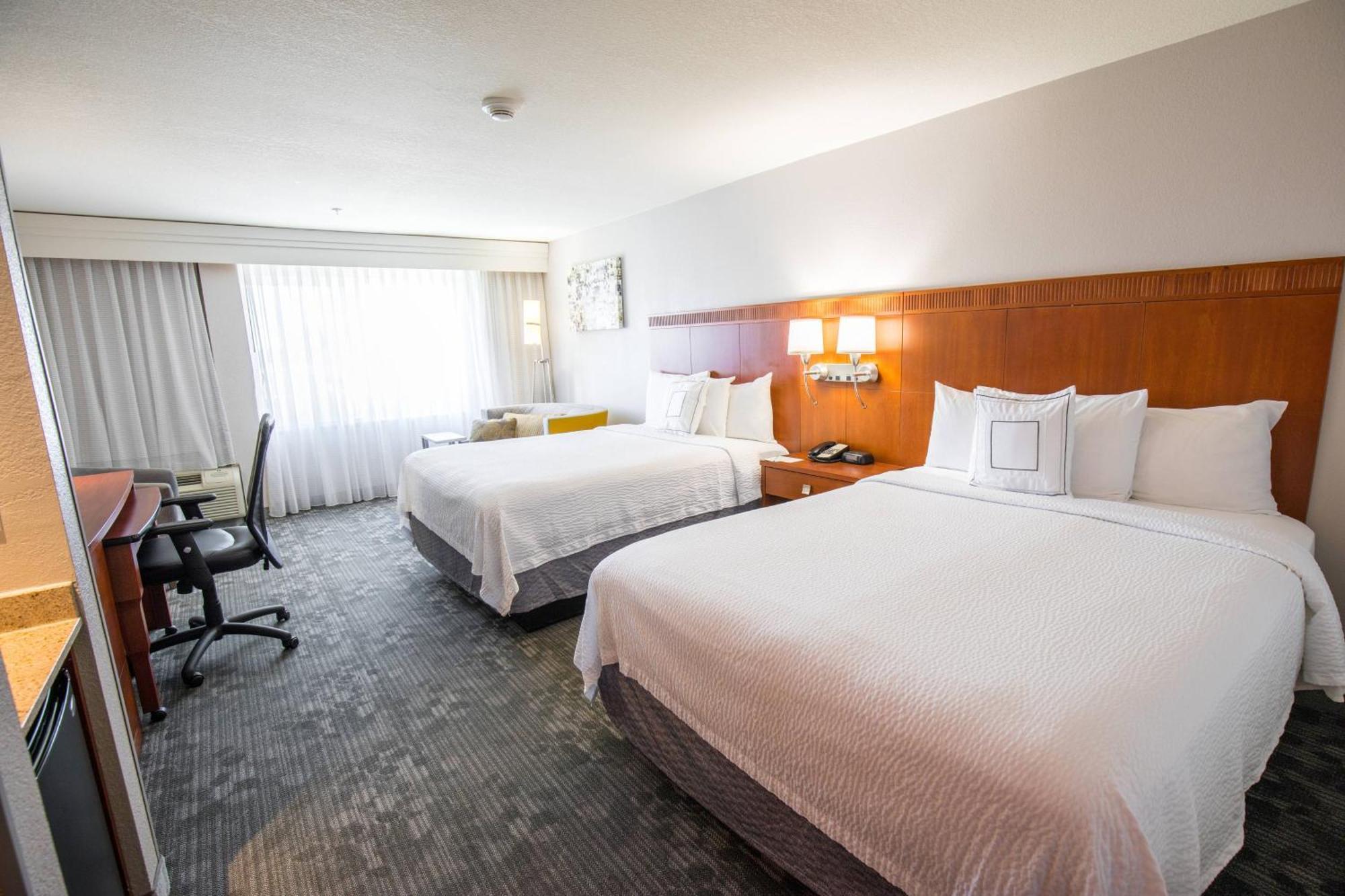Courtyard By Marriott מרסד מראה חיצוני תמונה
